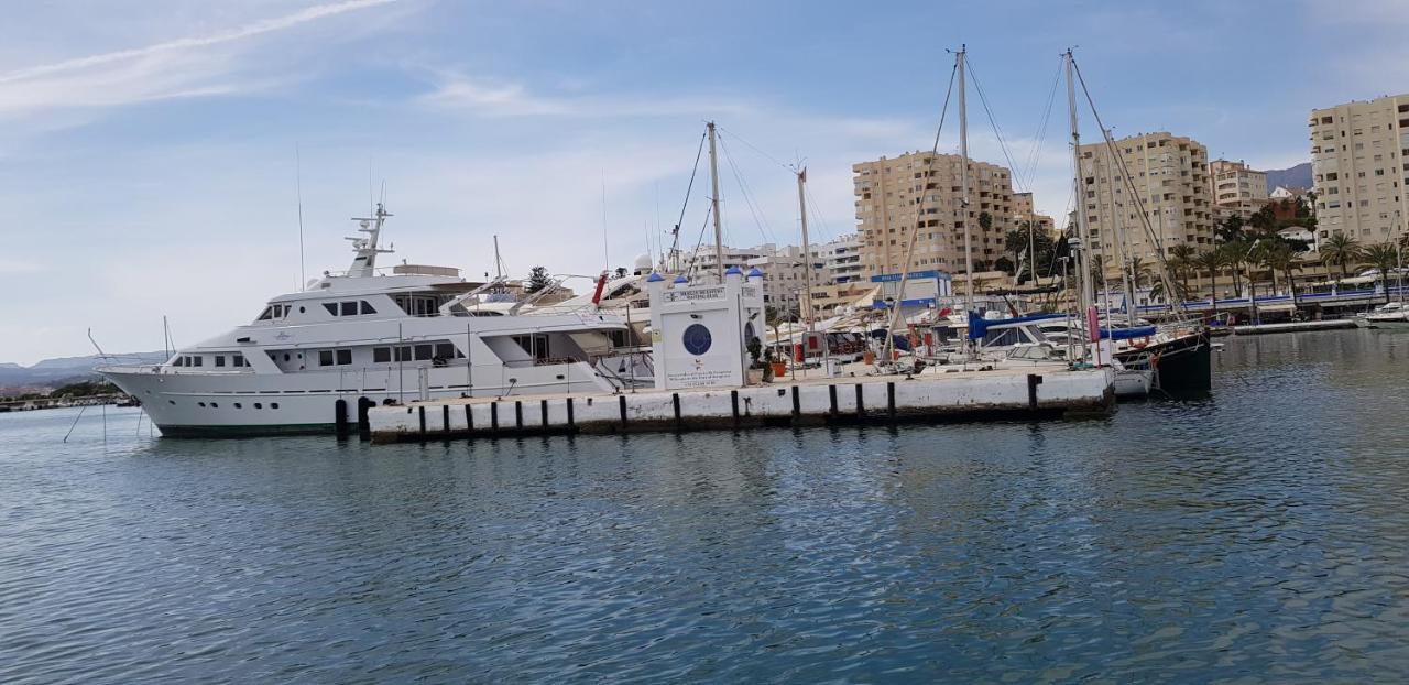 Puerto Estepona Luaran gambar