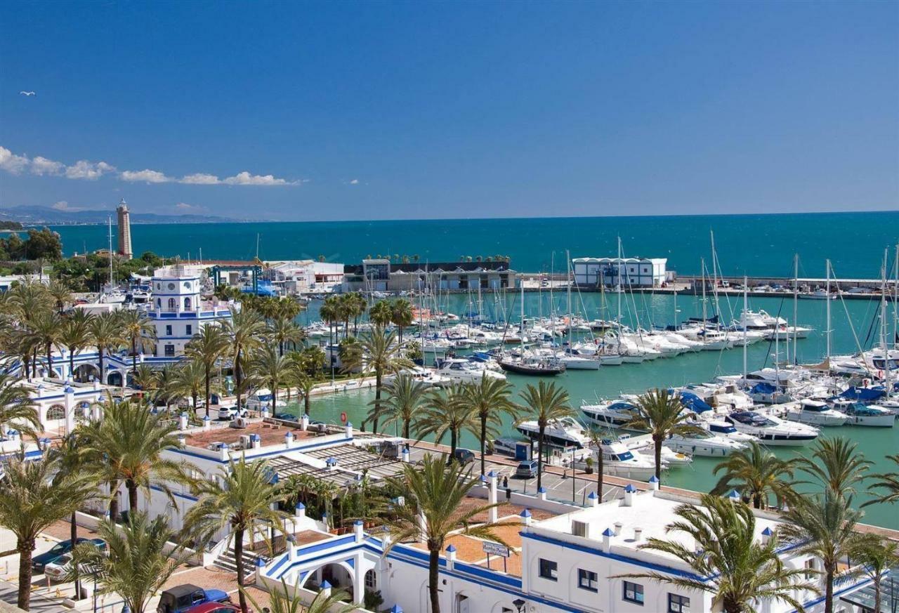 Puerto Estepona Luaran gambar