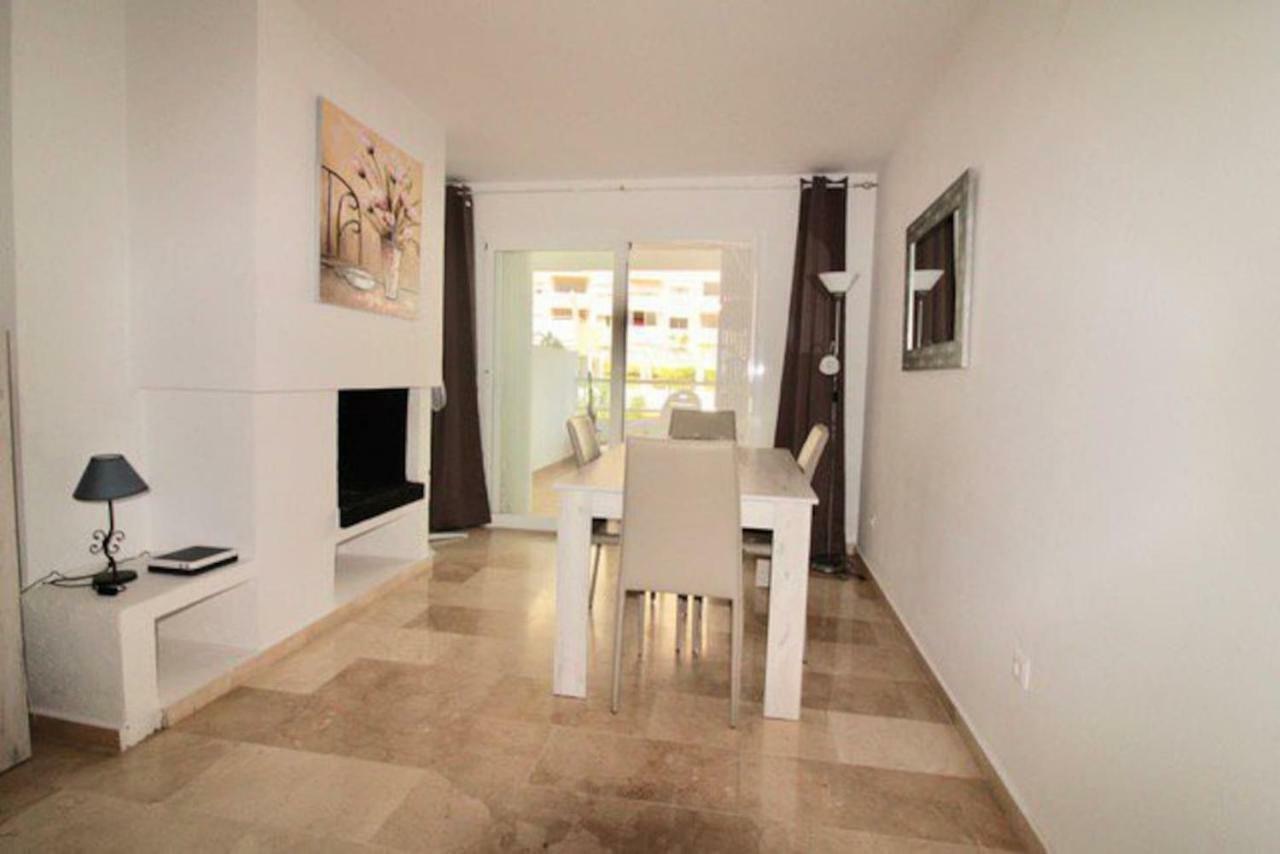 Puerto Estepona Luaran gambar