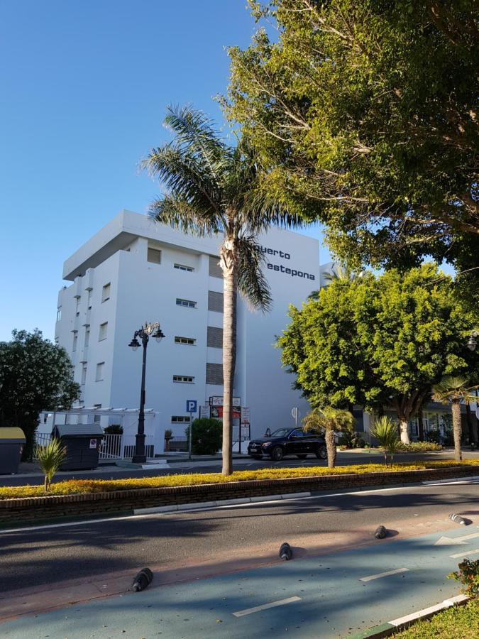 Puerto Estepona Luaran gambar